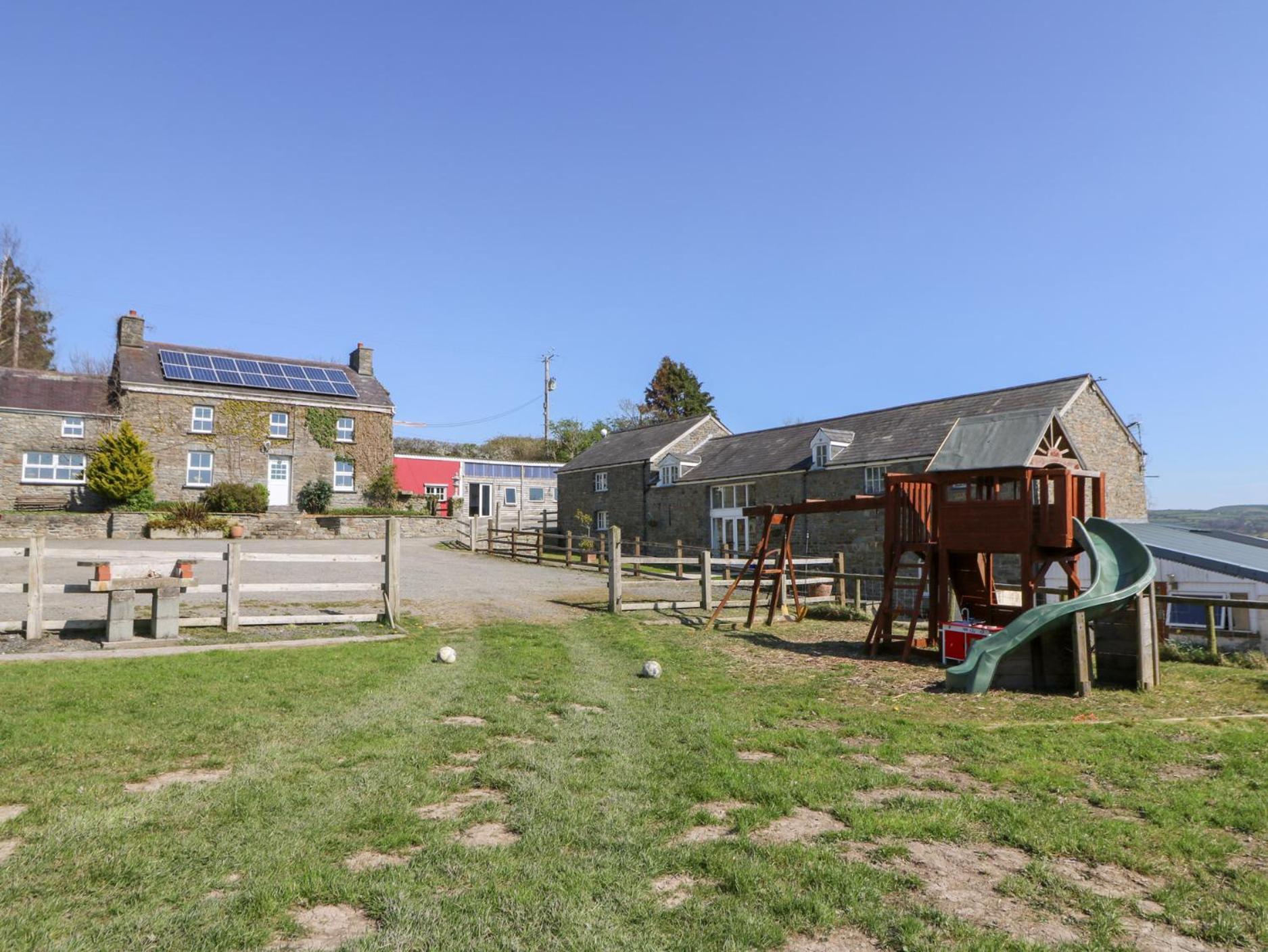 The Farmhouse Ciliau Aeron Экстерьер фото